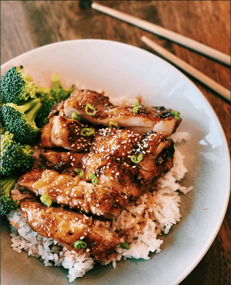 Honey Ginger Chicken served with Broccoli Namul over rice