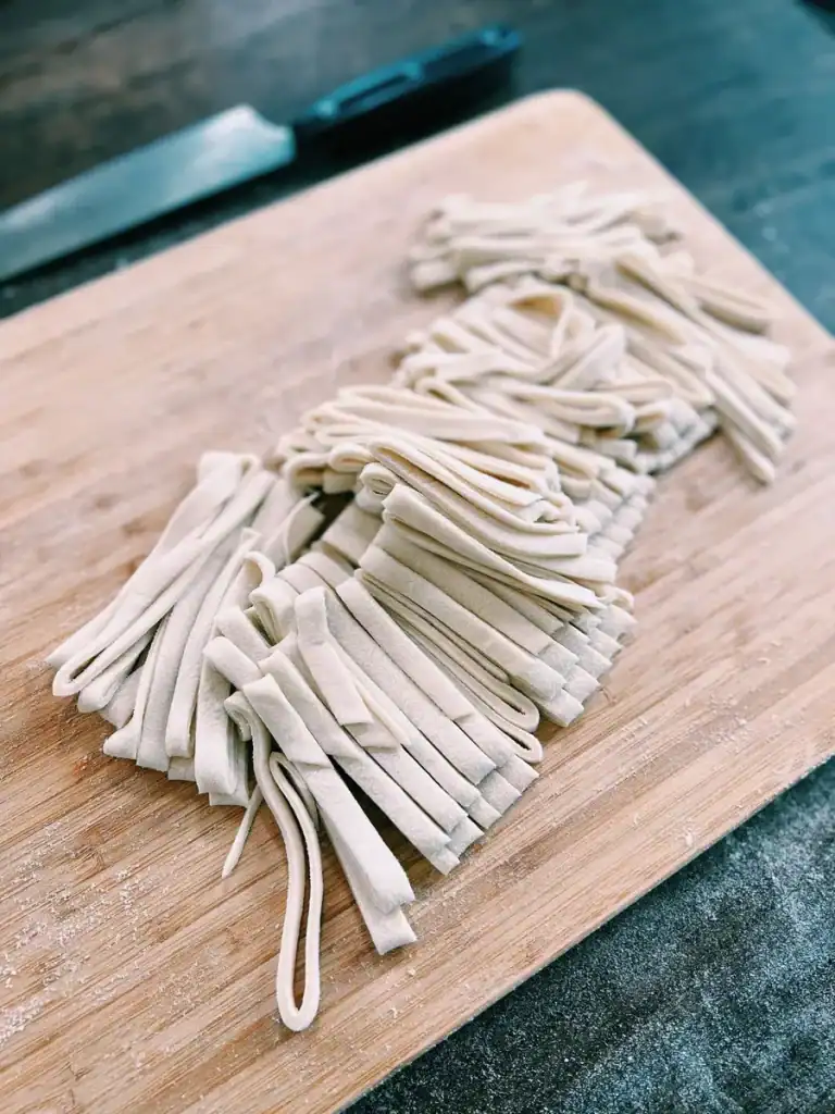 Freshly Made Handcut Fresh Chinese Noodles