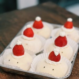santa holiday dessert