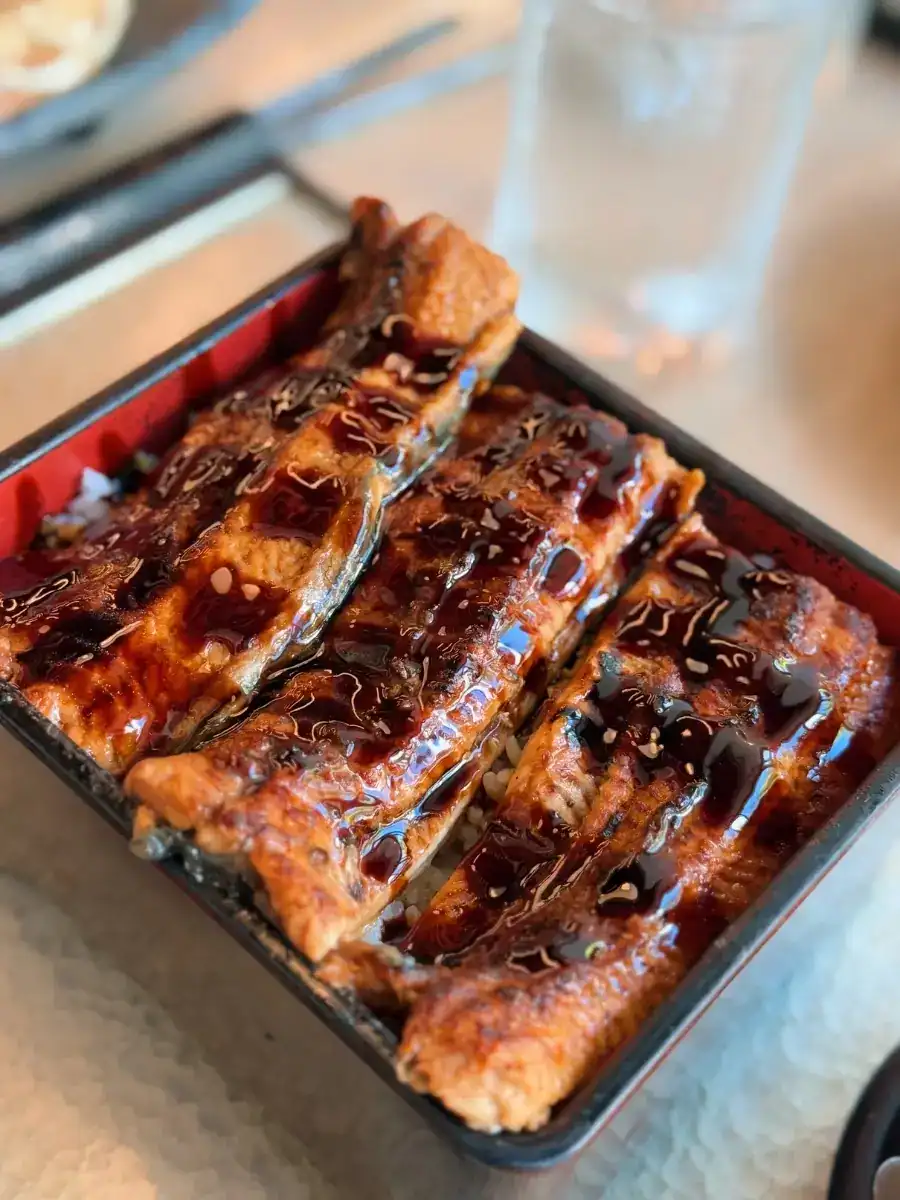 Unagi Bowl at Rinka in Honolulu, Oahu, Hawaii 