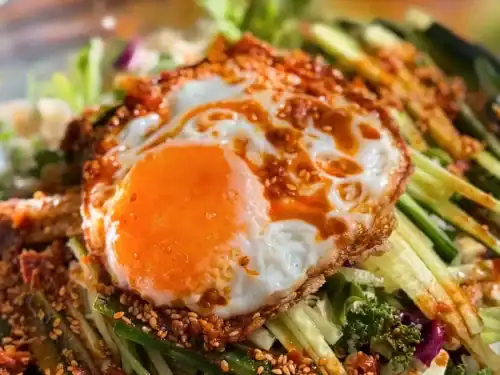 7-Minute-Golden-Shallot-Oil-