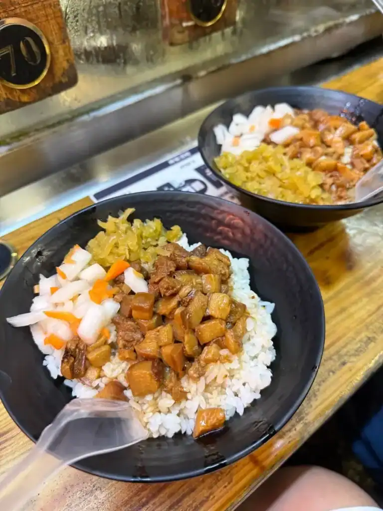 Steal My 2 Day Sun Moon Lake Foodie Itinerary!