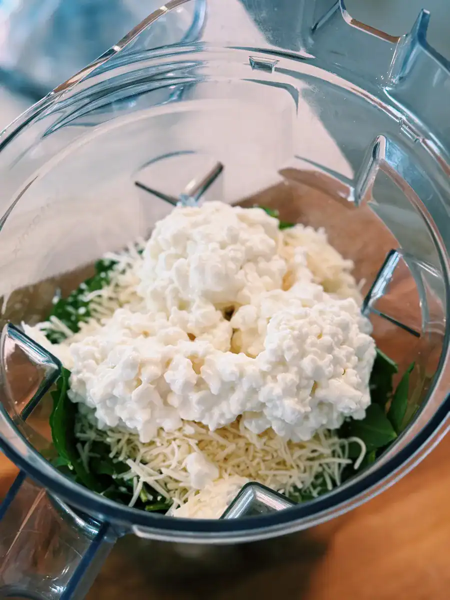 Adding cottage cheese to High Protein Pesto to get extra protein
