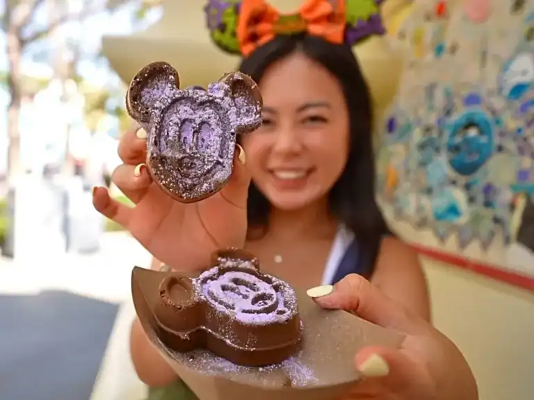 California Adventure Park Halloween 2025 Taste Test