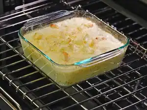 Baking creamy cauliflower bake in the oven