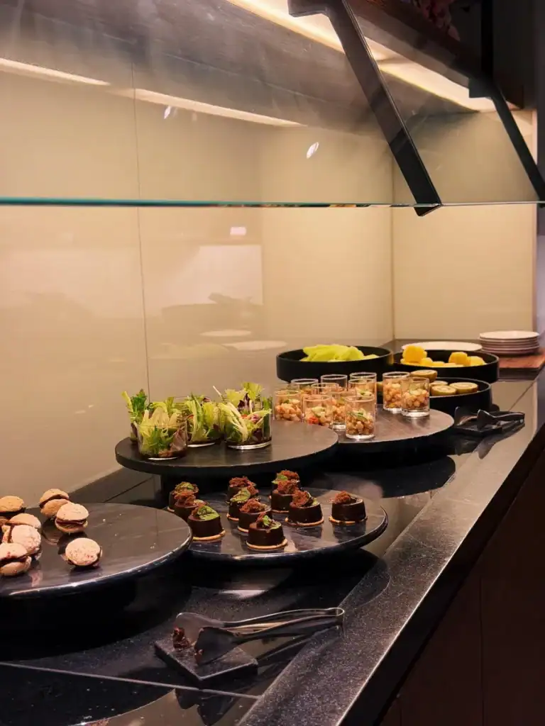 Tai Pan Lounge Snack Buffet at Regent Taipei