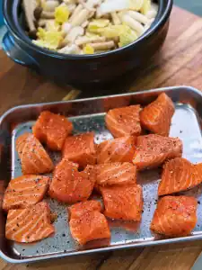 Seasoning Salmon for Miso Salmon Stew